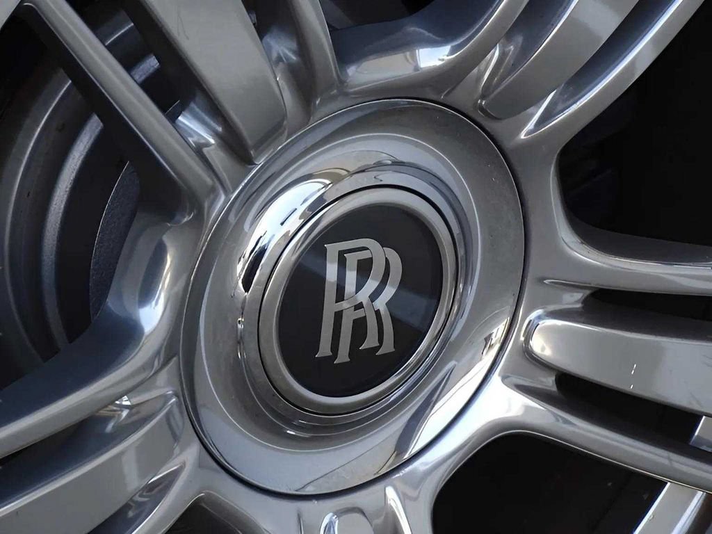 Certified 2017 Rolls-Royce Wraith RWD image 7