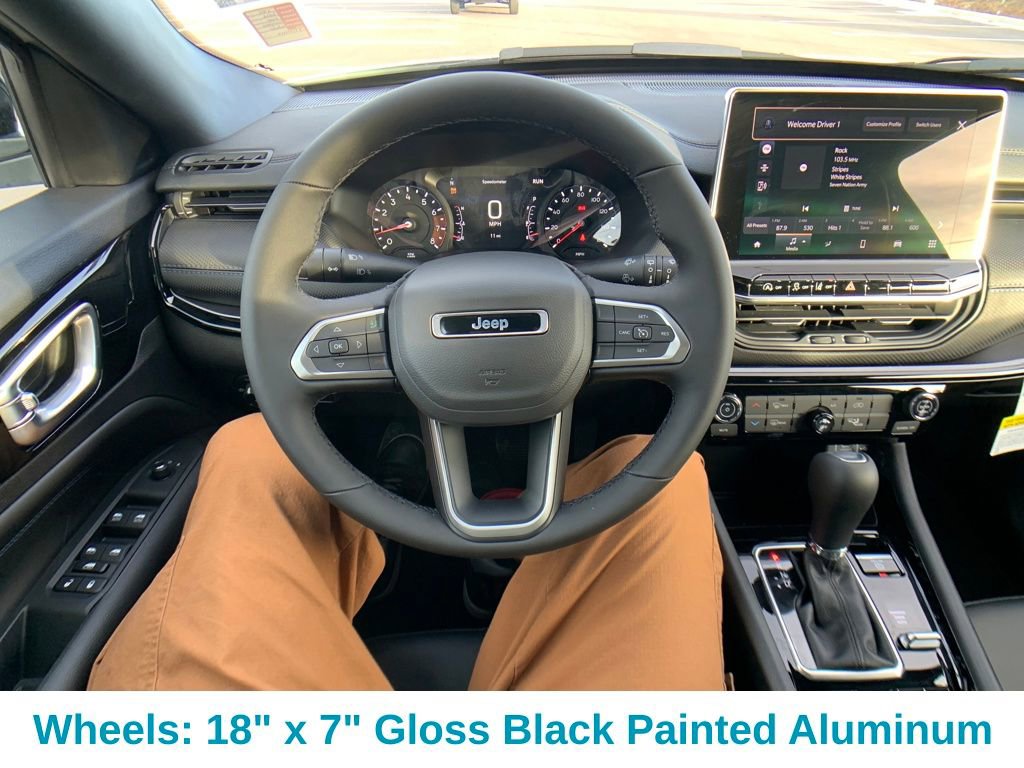 New 2026 Jeep Compass Latitude image 14