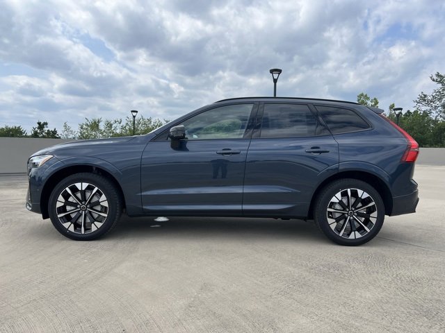 New 2026 Volvo XC60 B5 Plus w/ Protection Package Premier image 4