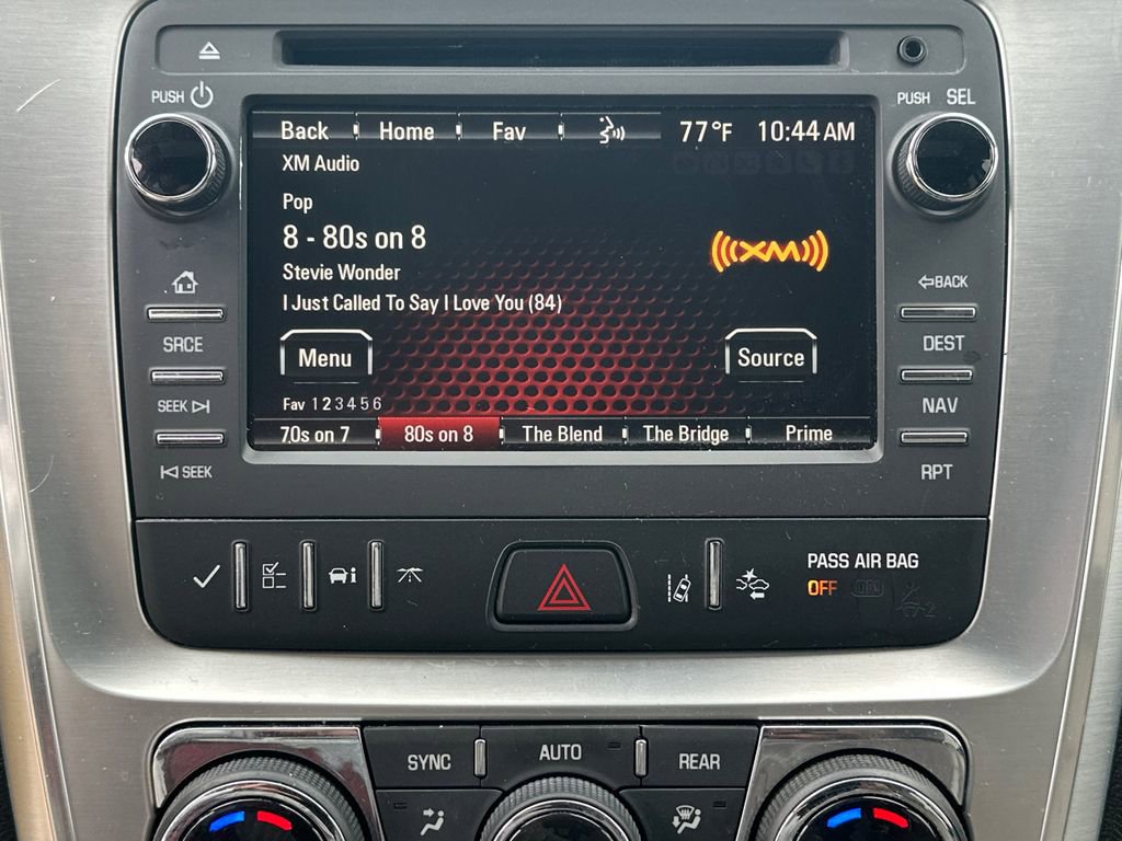 Used 2016 GMC Acadia SLT w/ Premium Edition FWD image 30