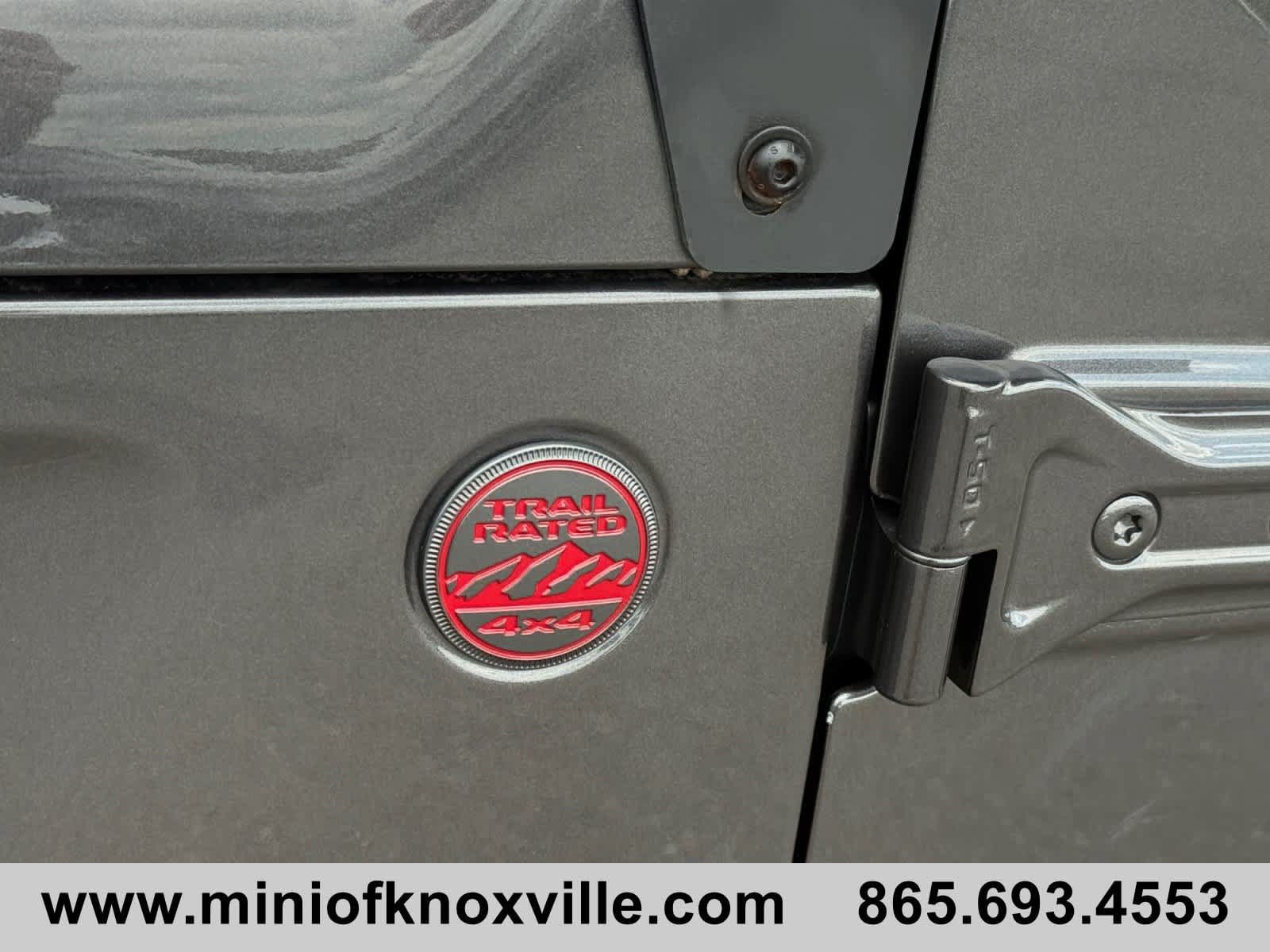 Used 2022 Jeep Wrangler Unlimited Rubicon AWD/4WD image 11