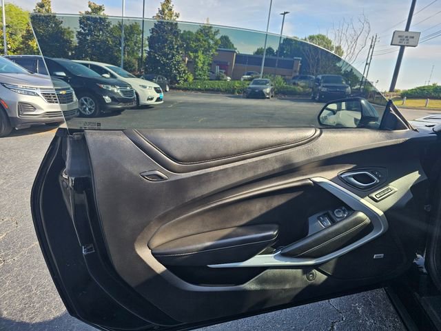 Used 2020 Chevrolet Camaro SS RWD image 26