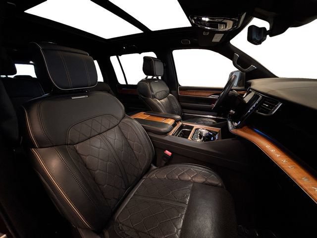 Used 2024 Jeep Grand Wagoneer L Series III AWD/4WD image 17