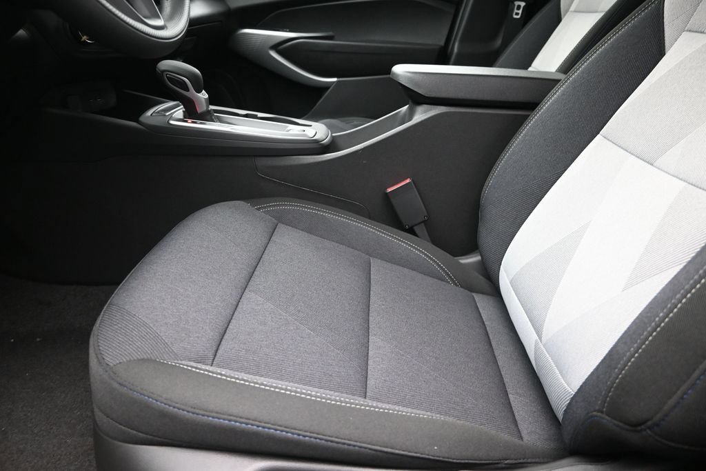 New 2026 Chevrolet Trax LS w/ LS Convenience Package FWD image 13