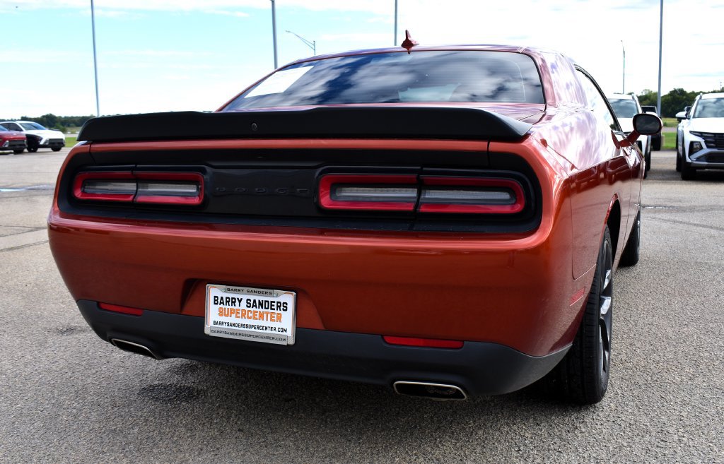 Used 2023 Dodge Challenger SXT w/ Blacktop Package RWD image 10