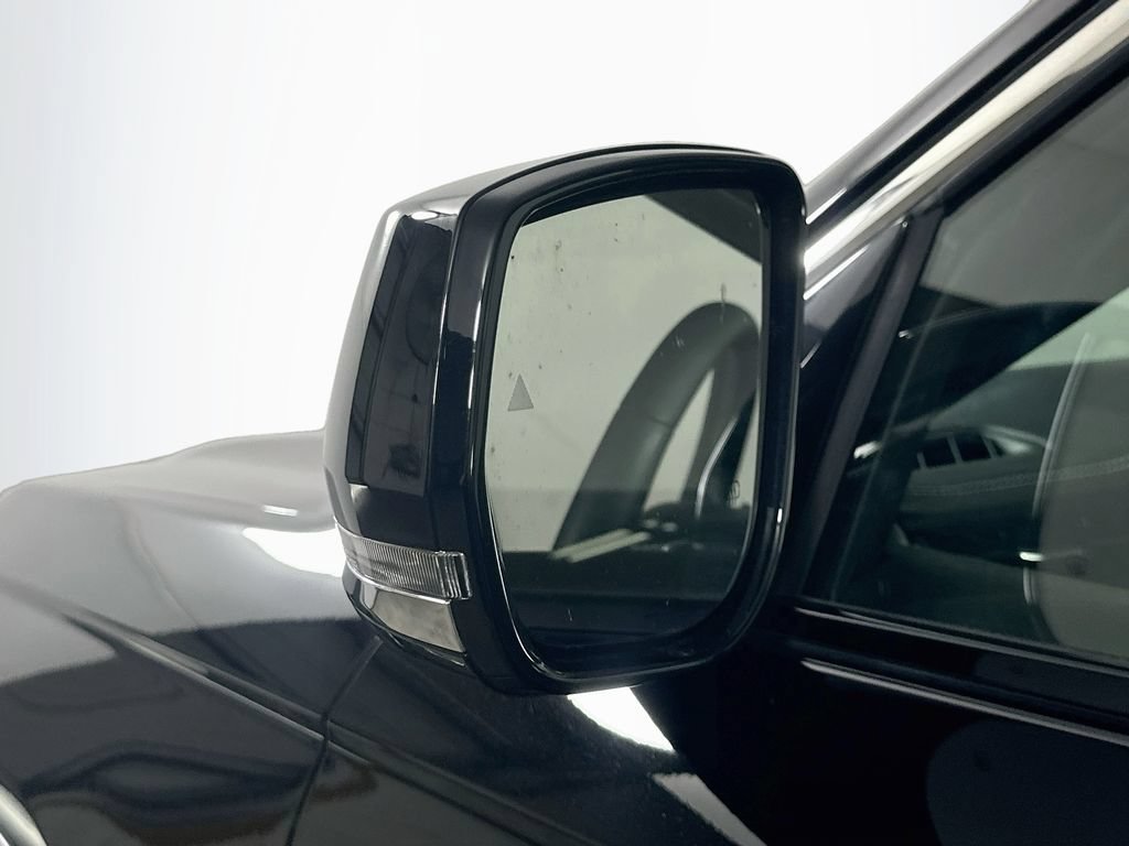 Used 2023 Jeep Grand Cherokee Limited AWD/4WD image 40