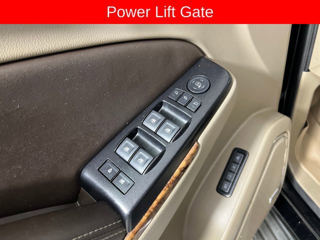 Used 2017 Chevrolet Suburban Premier image 13