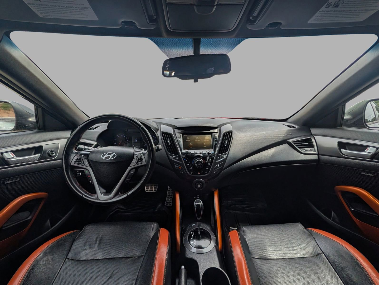 Used 2016 Hyundai Veloster Turbo FWD image 25