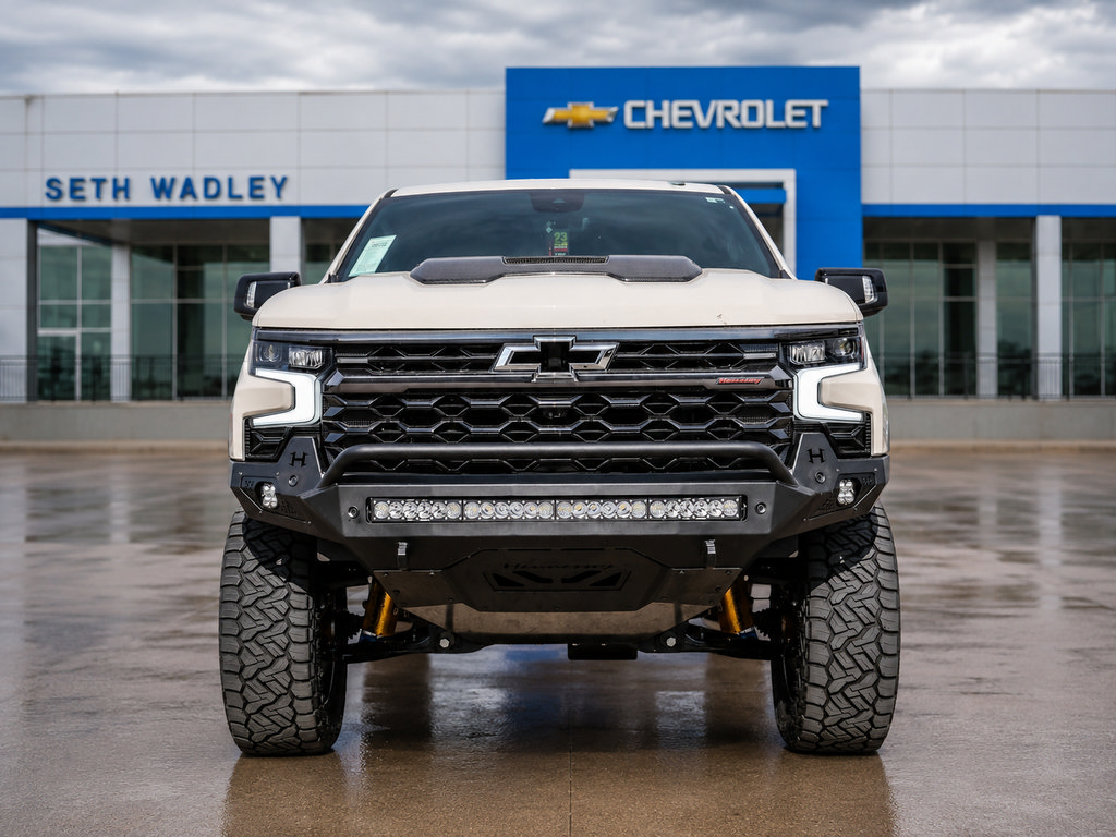 New 2026 Chevrolet Silverado 1500 ZR2 w/ Dark Appearance Package AWD/4WD image 75