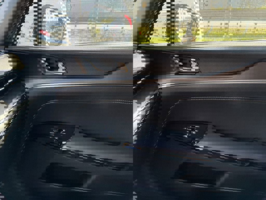 Used 2025 Kia K5 GT-Line image 24