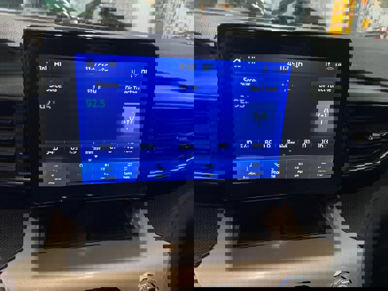 Used 2022 Ford Explorer 4WD w/ Class IV Trailer Tow Package image 14