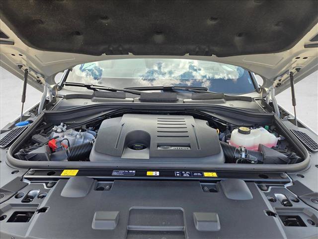 New 2026 Land Rover Range Rover Sport Dynamic SE image 17