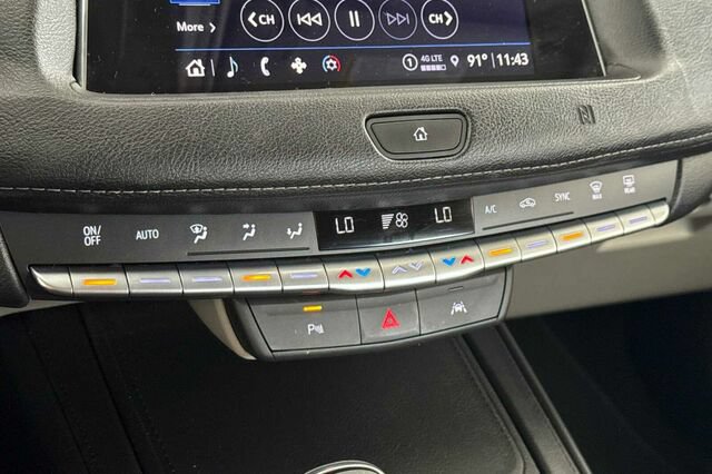 Used 2021 Cadillac XT4 Luxury w/ Driver Awareness Package FWD image 20