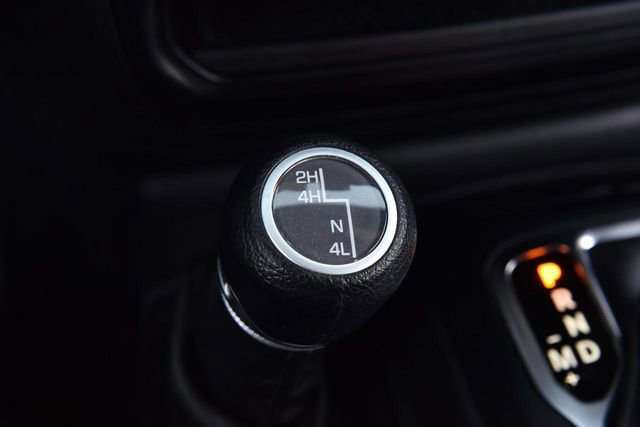 Used 2022 Jeep Gladiator Sport image 16