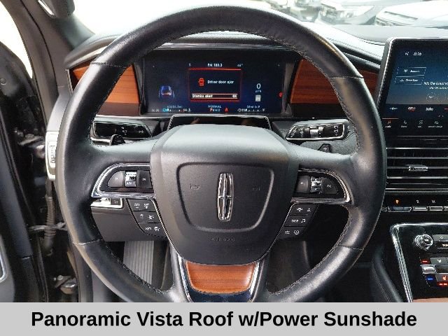 Used 2024 Lincoln Navigator Premiere AWD/4WD image 11