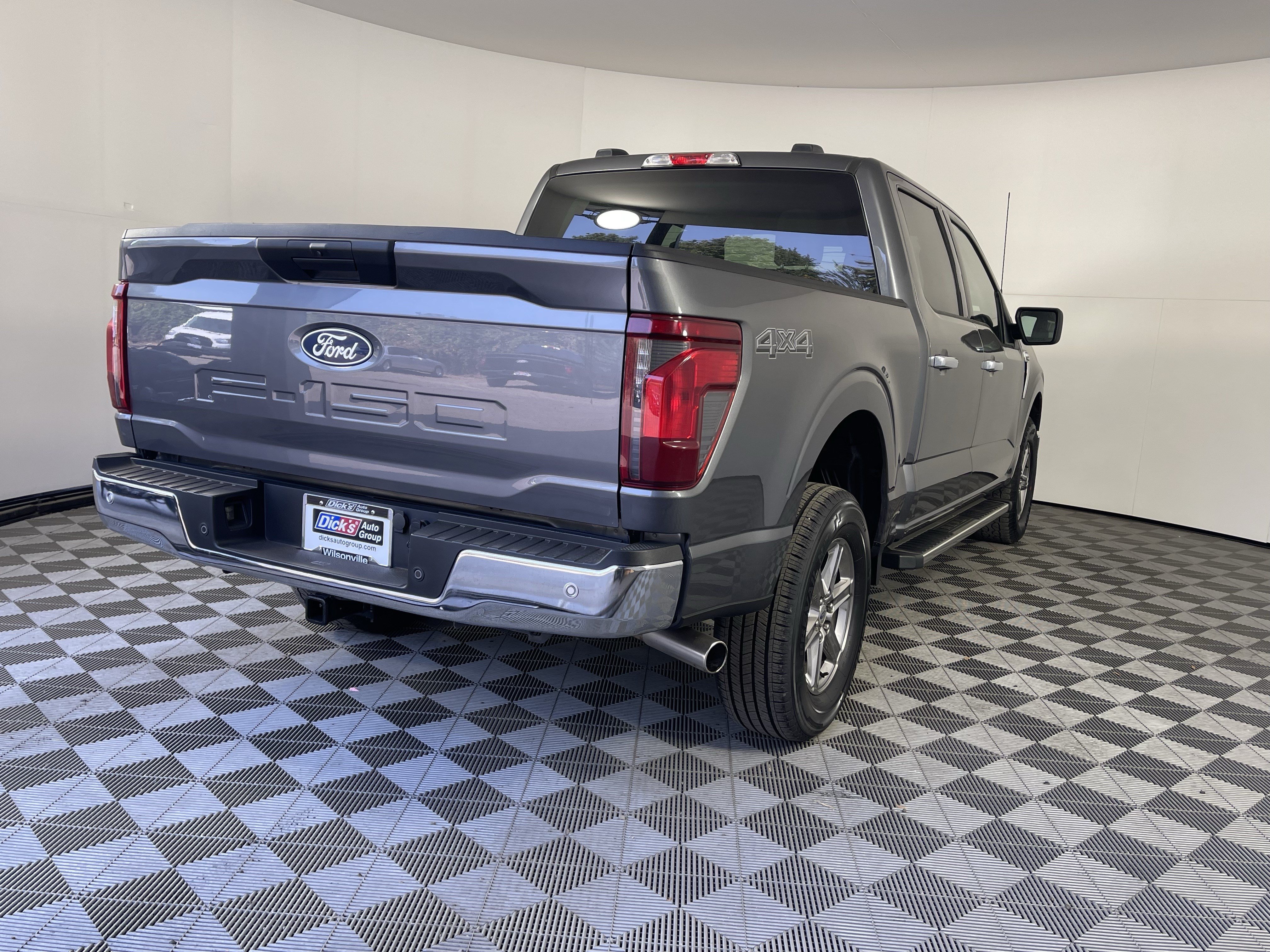 Used 2025 Ford F150 XLT w/ Equipment Group 301A Standard AWD/4WD image 5