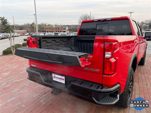 Used 2022 Chevrolet Silverado 1500 ZR2 w/ Technology Package image 28