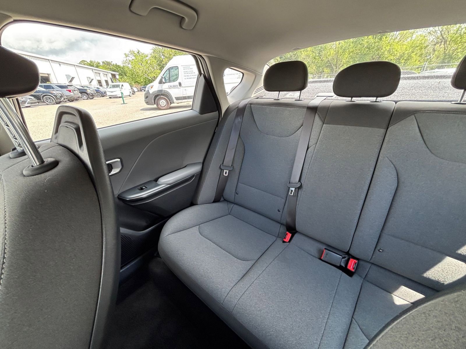Used 2025 Kia K4 FWD image 38