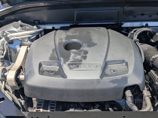Used 2021 Volvo XC60 T5 Momentum w/ Protection Package Premier FWD image 21