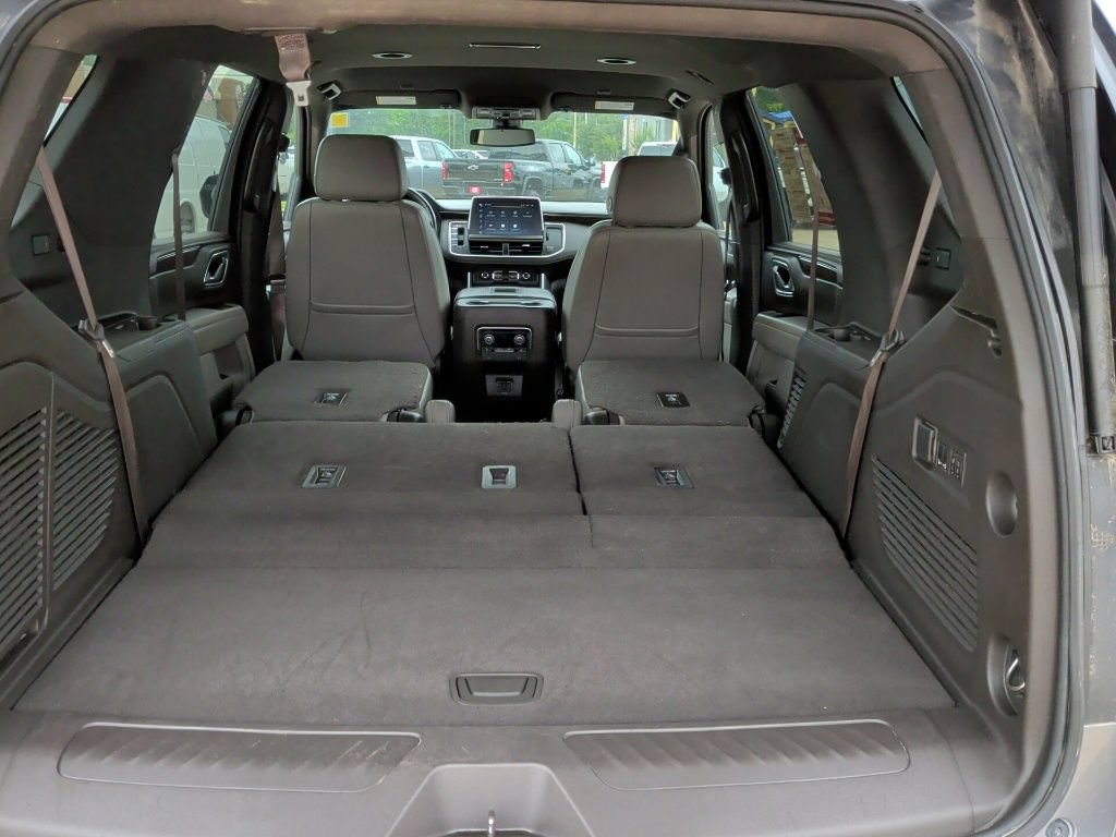 Used 2022 Chevrolet Tahoe LT w/ Luxury Package AWD/4WD image 48