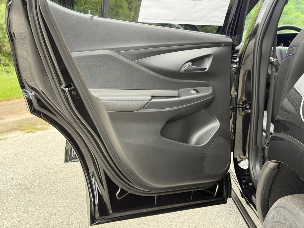 New 2026 Buick Envista Sport Touring w/ Convenience I Package FWD image 19