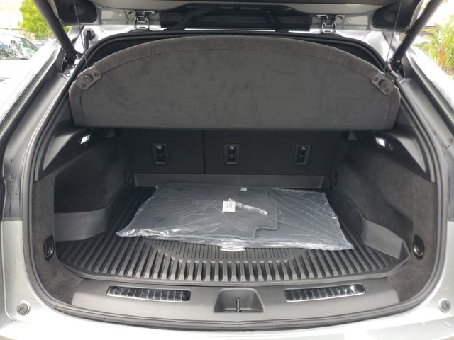 Certified 2025 Cadillac XT4 Sport w/ LPO, Floor Liner Package FWD image 9