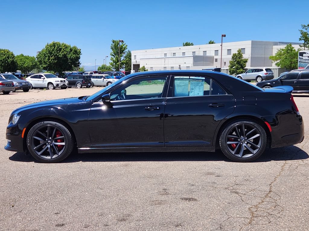 Used 2023 Chrysler 300 C RWD image 2