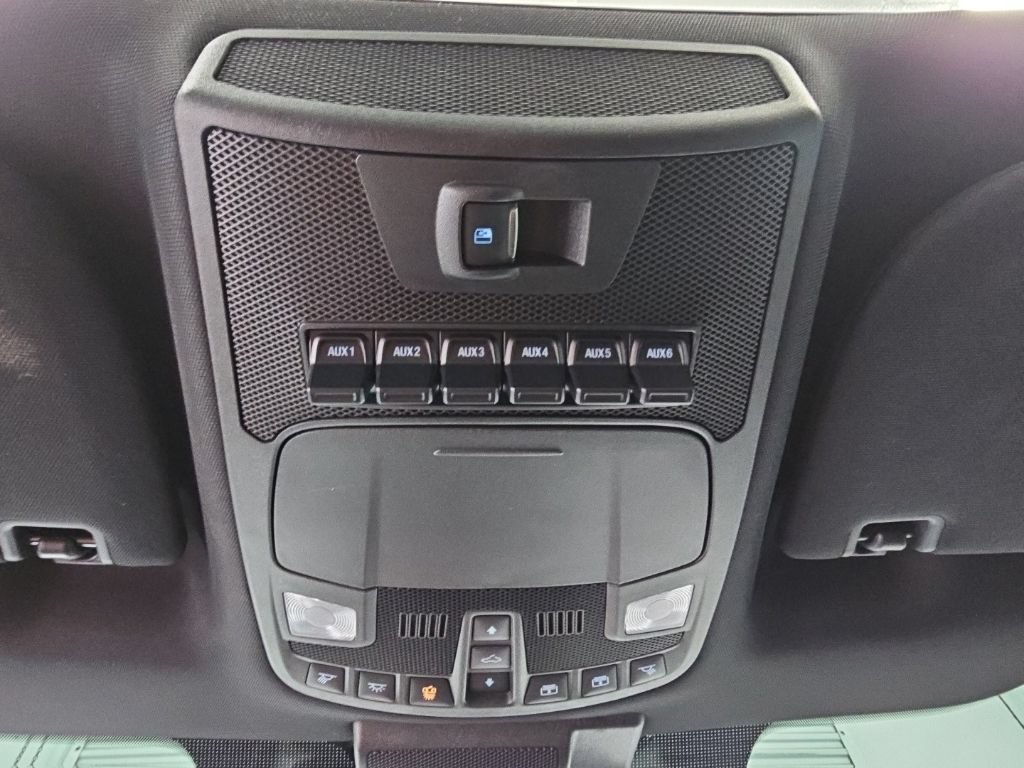 Used 2019 Ford F150 Raptor w/ Equipment Group 801A Mid AWD/4WD image 24