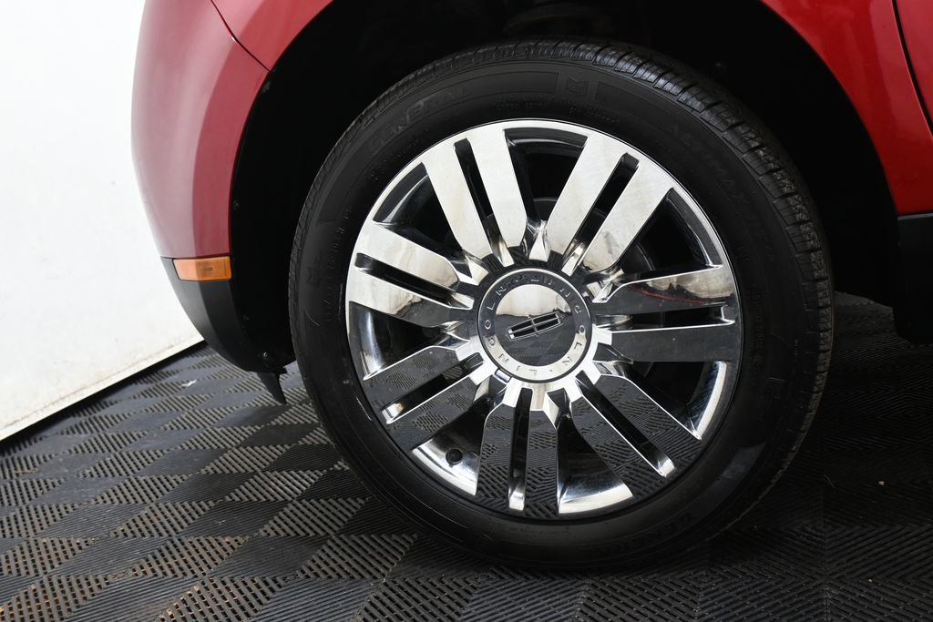 Used 2010 Lincoln MKX AWD image 32