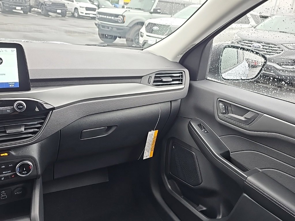 New 2026 Ford Escape Active image 17