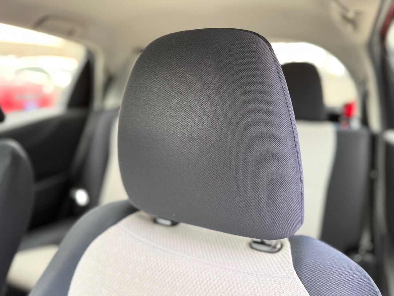 Used 2013 Toyota Yaris LE image 14