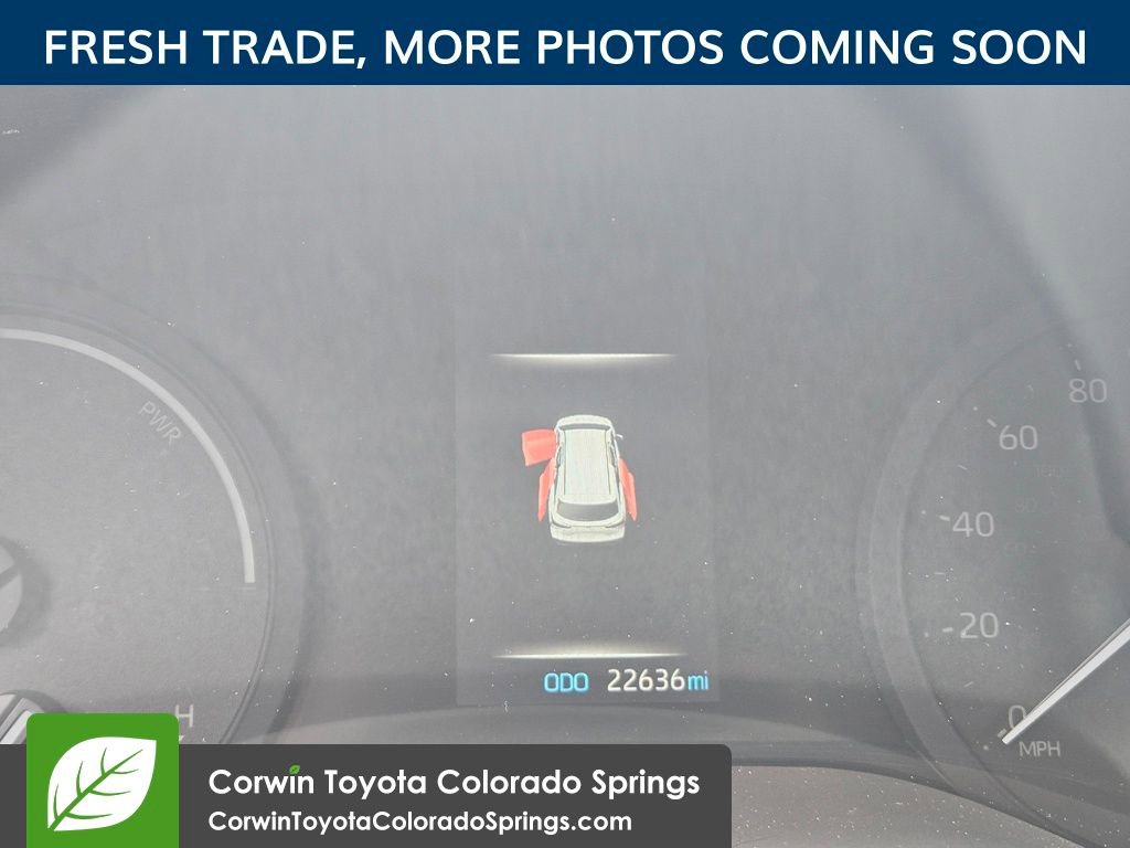 Used 2023 Toyota Sienna XLE w/ XLE Plus Package image 12