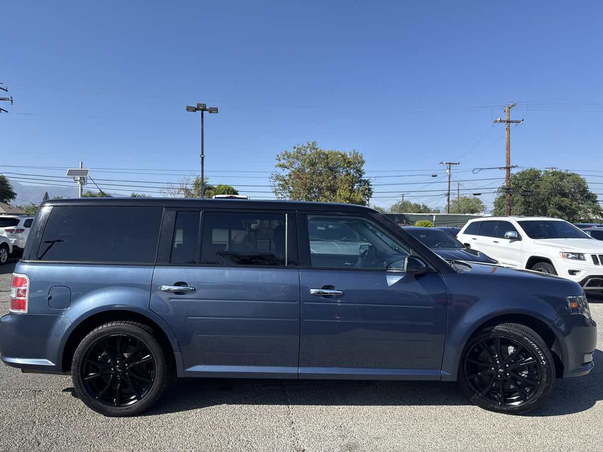 Used 2019 Ford Flex SEL w/ Equipment Group 202A image 3