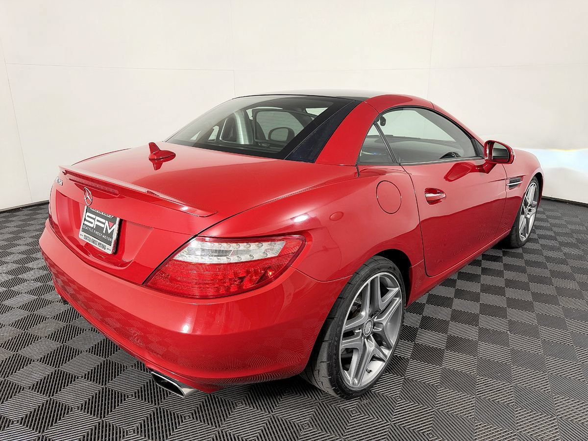 Used 2015 Mercedes-Benz SLK 250 image 8