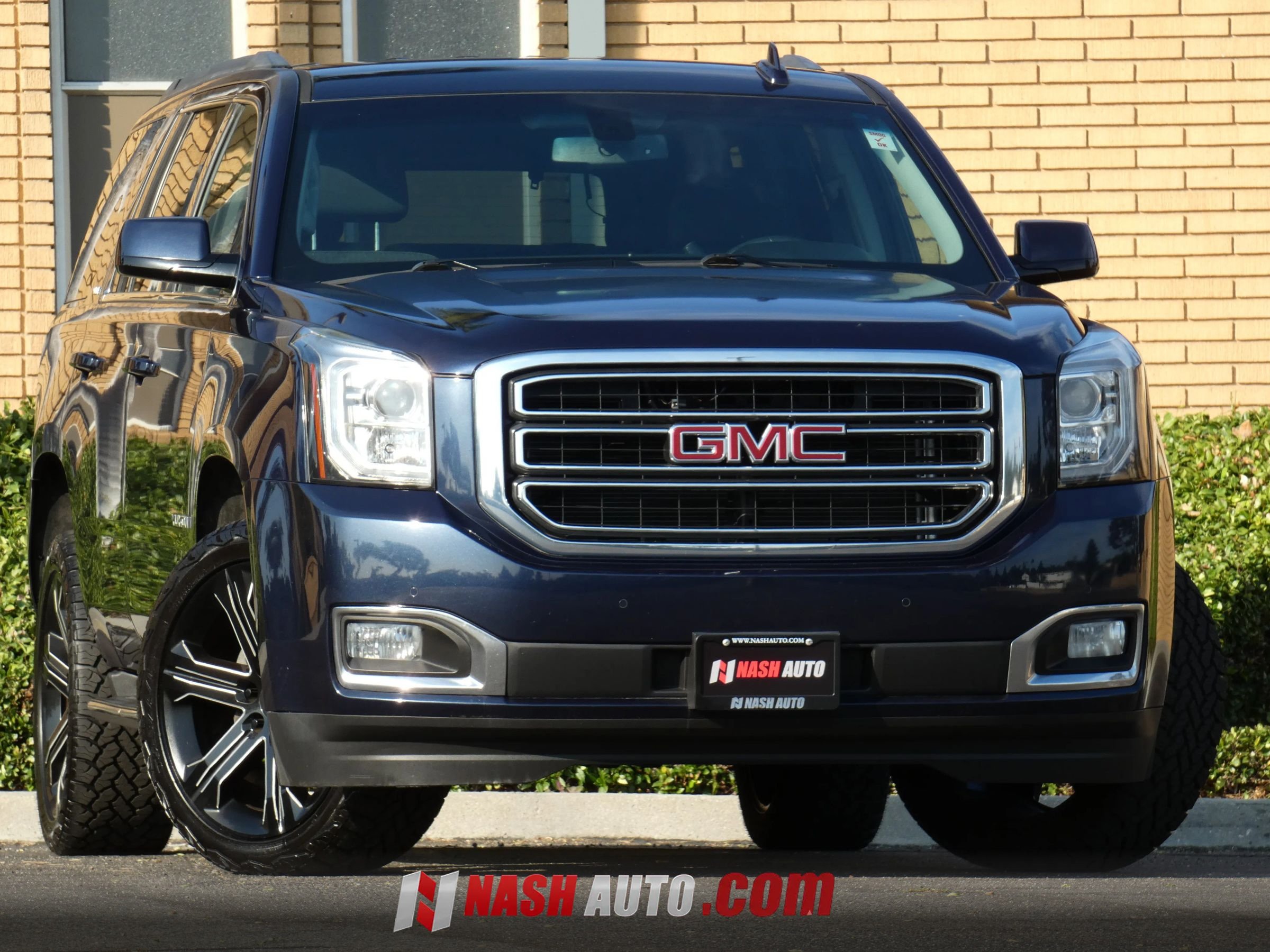 Used 2018 GMC Yukon SLE w/ Convenience Package