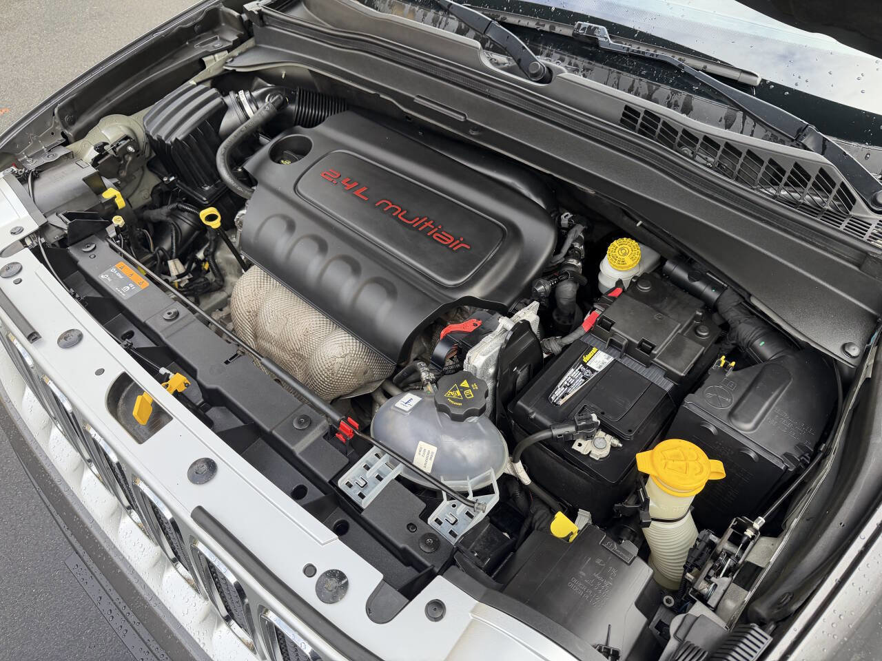 Used 2017 Jeep Renegade Limited image 30