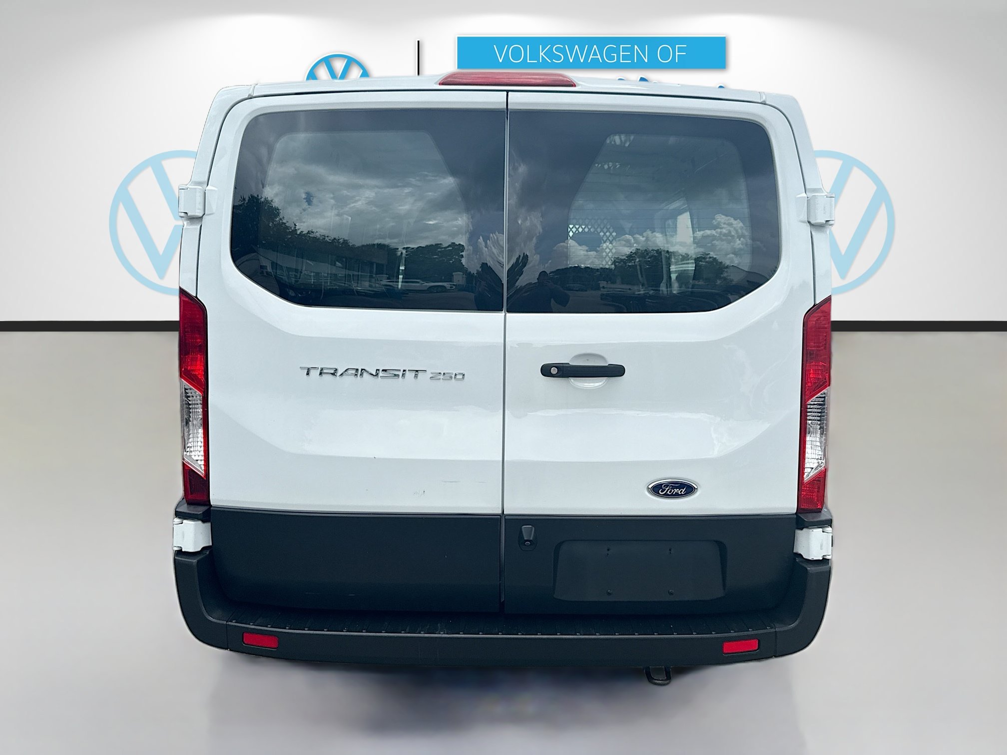 Used 2023 Ford Transit 250 Low Roof w/ Exterior Upgrade Package RWD image 6