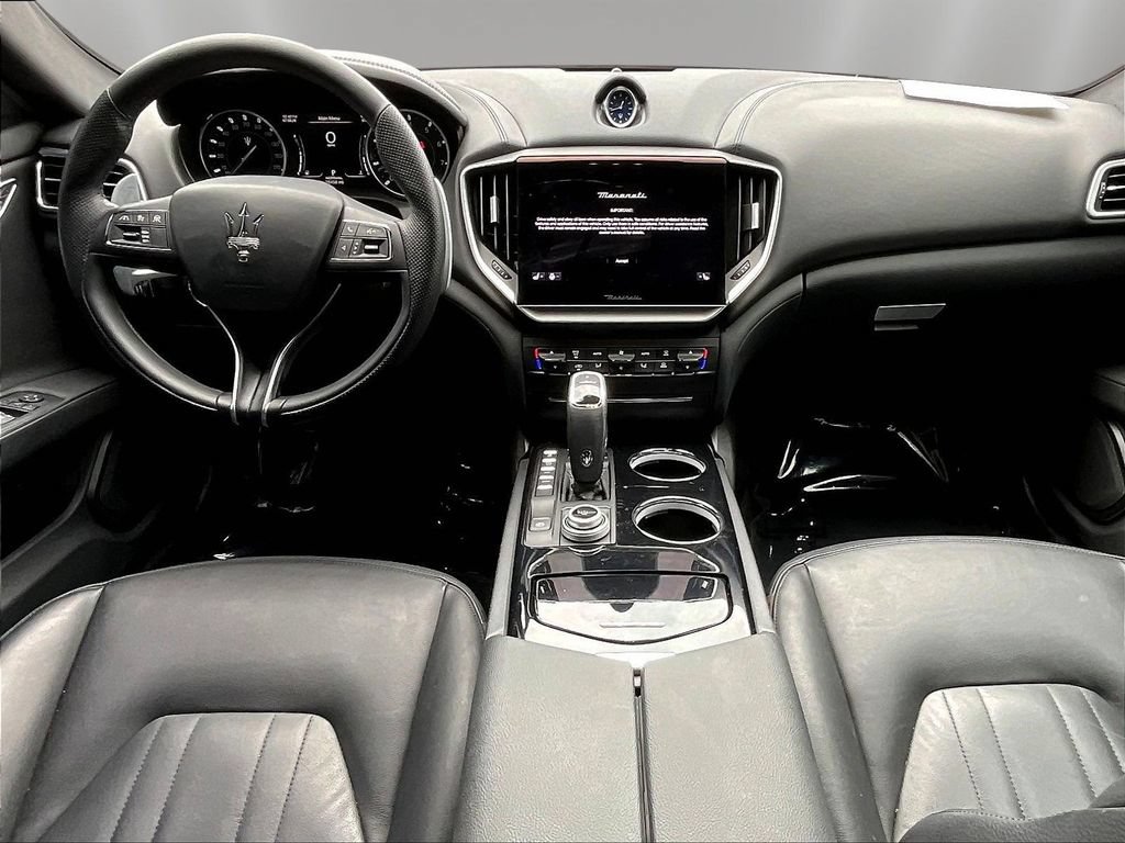 Used 2023 Maserati Ghibli Modena RWD image 4
