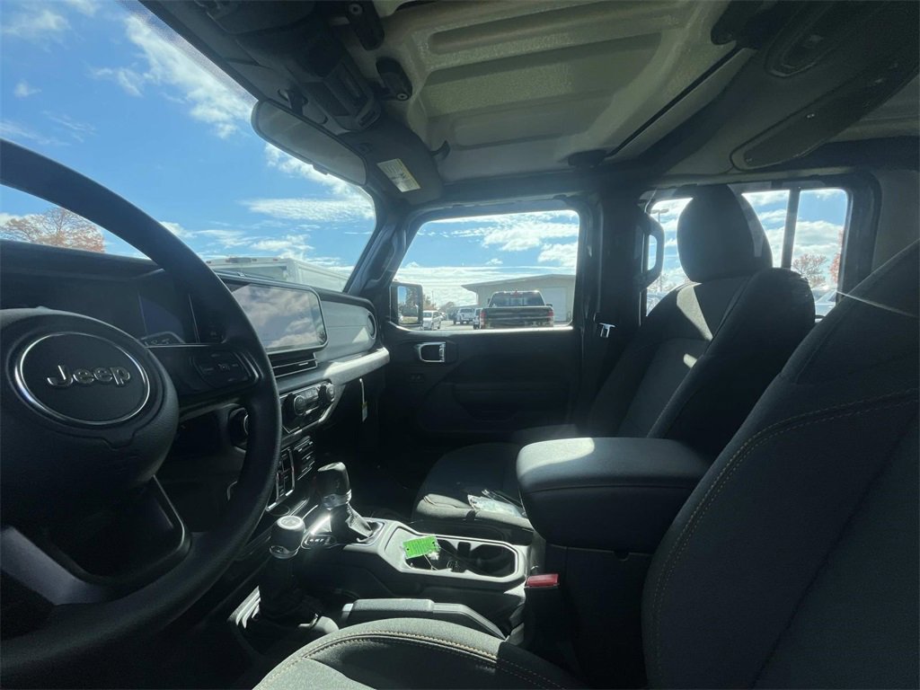 New 2026 Jeep Gladiator Sport image 10