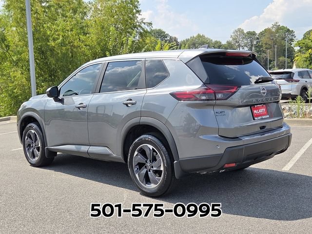 Used 2026 Nissan Rogue SV w/ Cold Weather Package FWD image 3