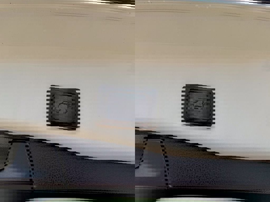 Used 2021 Toyota RAV4 Limited w/ Limited Grade Weather Package AWD/4WD image 19