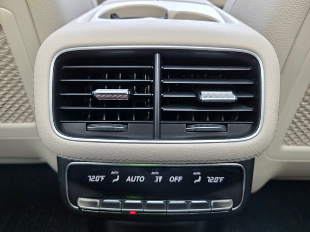 Used 2022 Mercedes-Benz GLS 450 4MATIC image 35