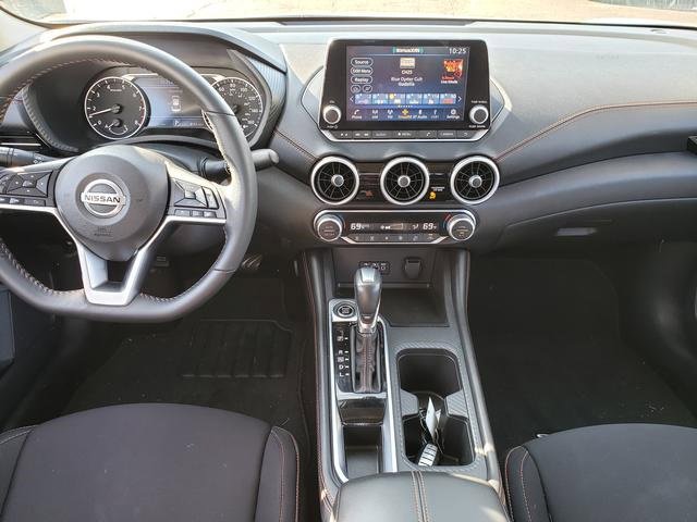 Used 2022 Nissan Sentra SR w/ Midnight Edition image 16