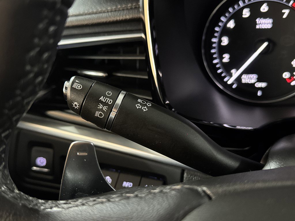 Used 2022 Cadillac XT6 Sport w/ Technology Package image 68