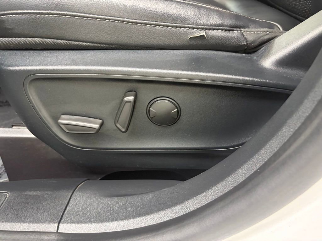 Used 2021 Ford Escape SEL image 16