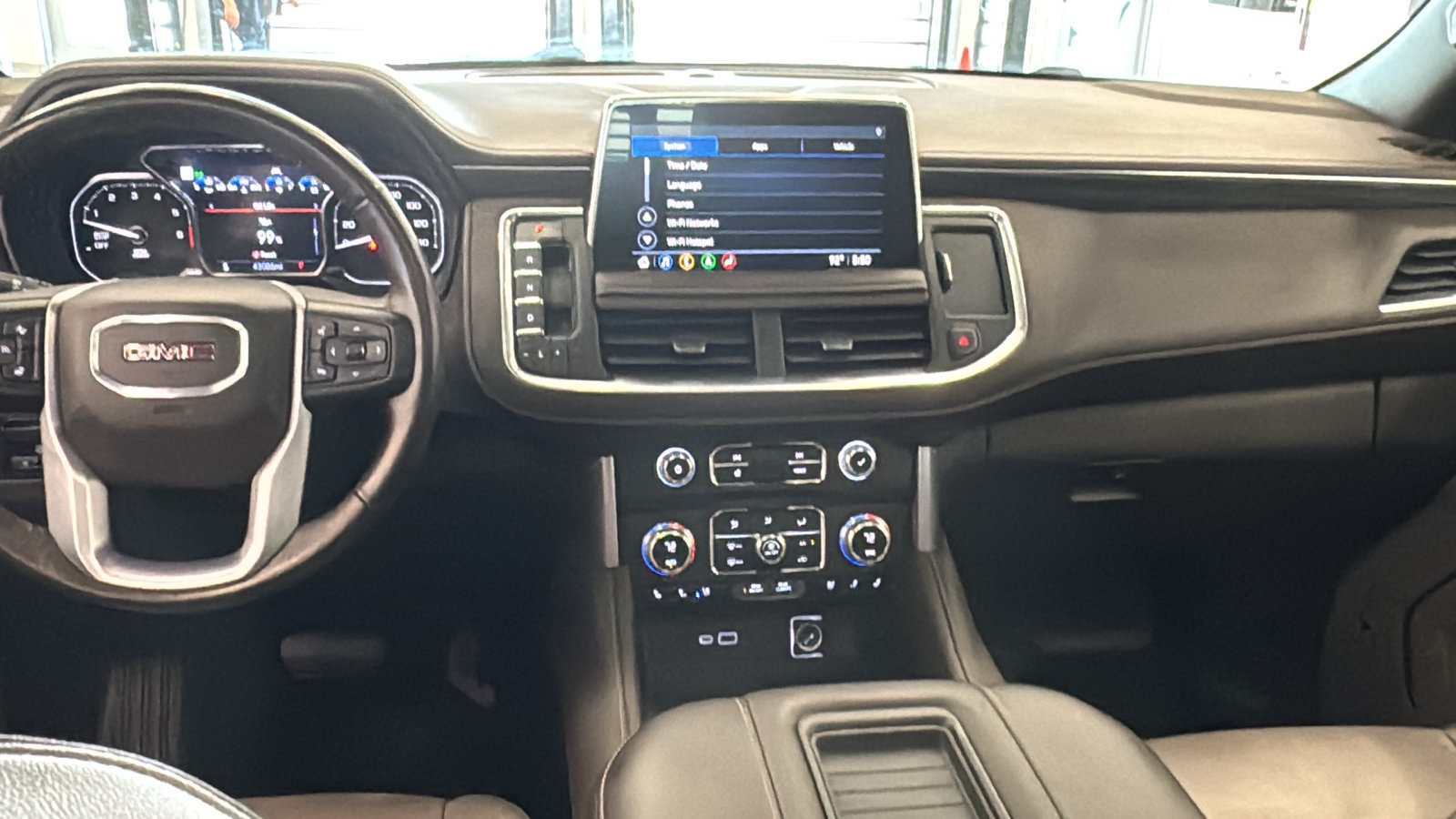 Used 2021 GMC Yukon SLT w/ SLT Luxury Plus Package AWD/4WD image 11