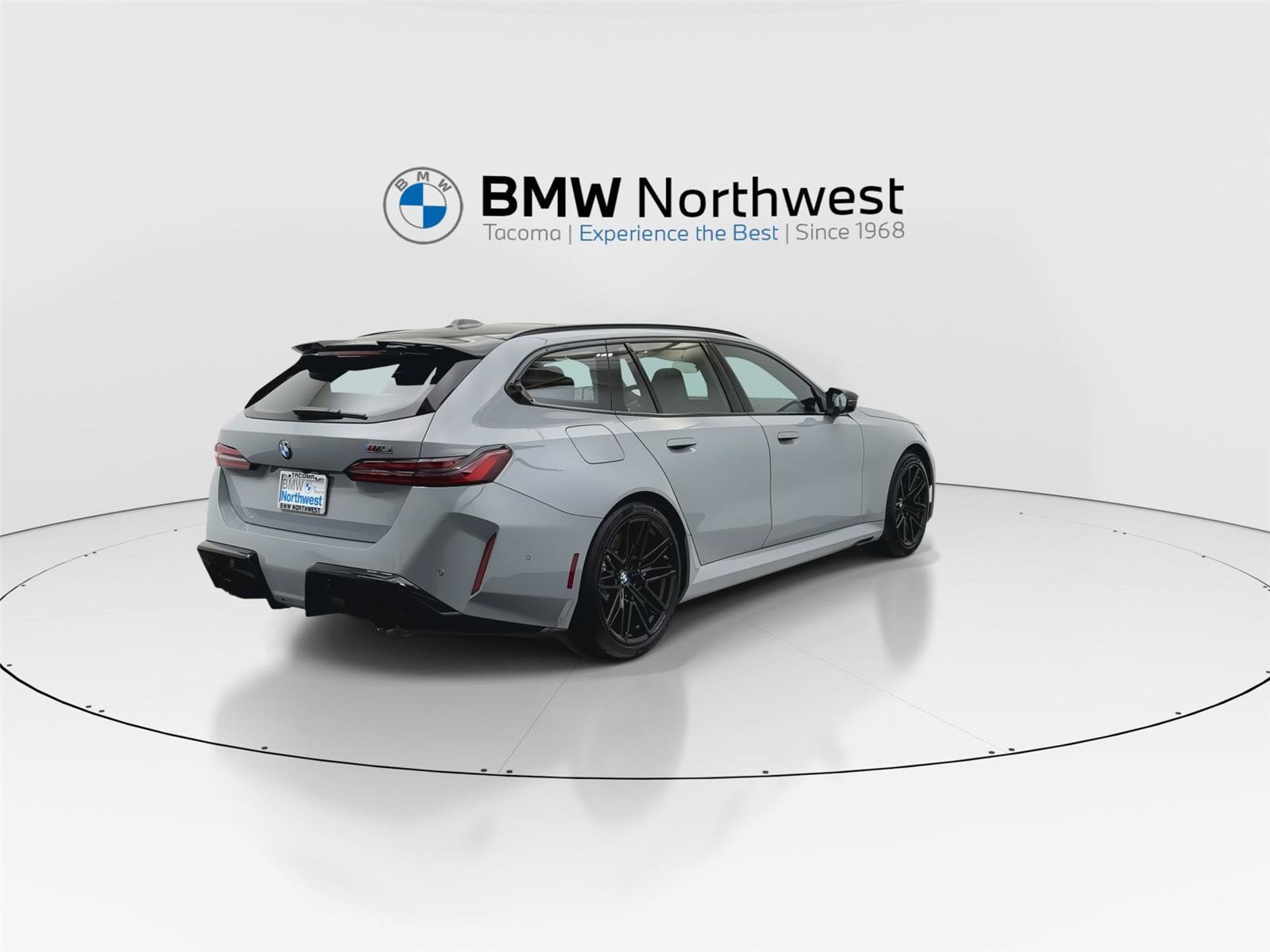 New 2027 BMW M5 Touring AWD/4WD image 3