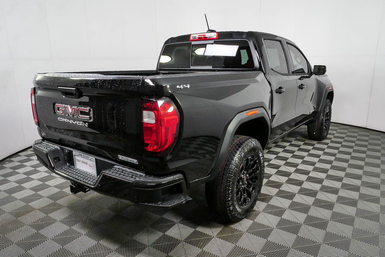 New 2026 GMC Canyon Elevation w/ Convenience Package AWD/4WD image 3