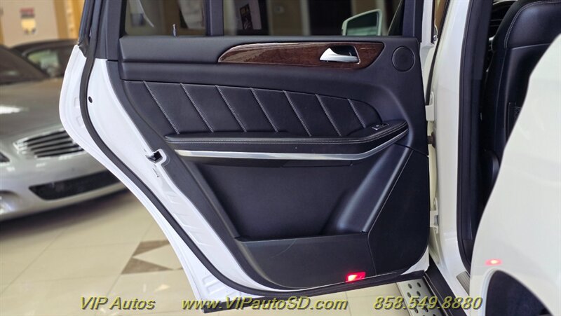 Used 2013 Mercedes-Benz GL 450 4MATIC image 13