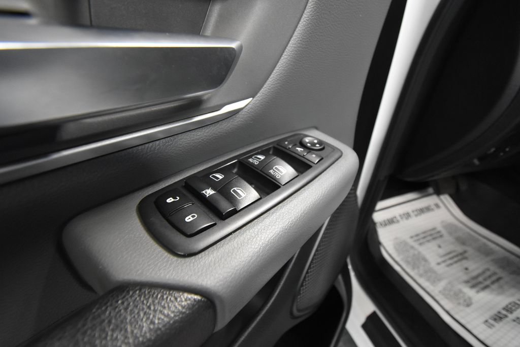 Used 2020 RAM 1500 Big Horn AWD/4WD image 5